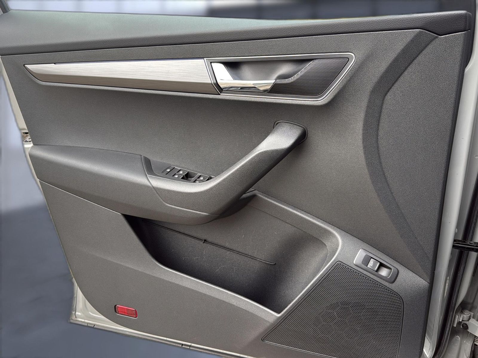 Fahrzeugabbildung SKODA Karoq Style/ Ambiente/ 1. Hand