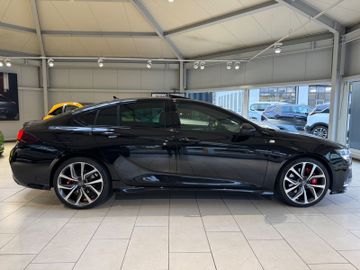 Bild 6 Opel Insignia B Grand Sport GSi 4x4