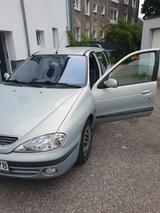Renault Megane Grandtour Privilege 1.6 16V Expression - Renault Megane aus 2002: Kombi