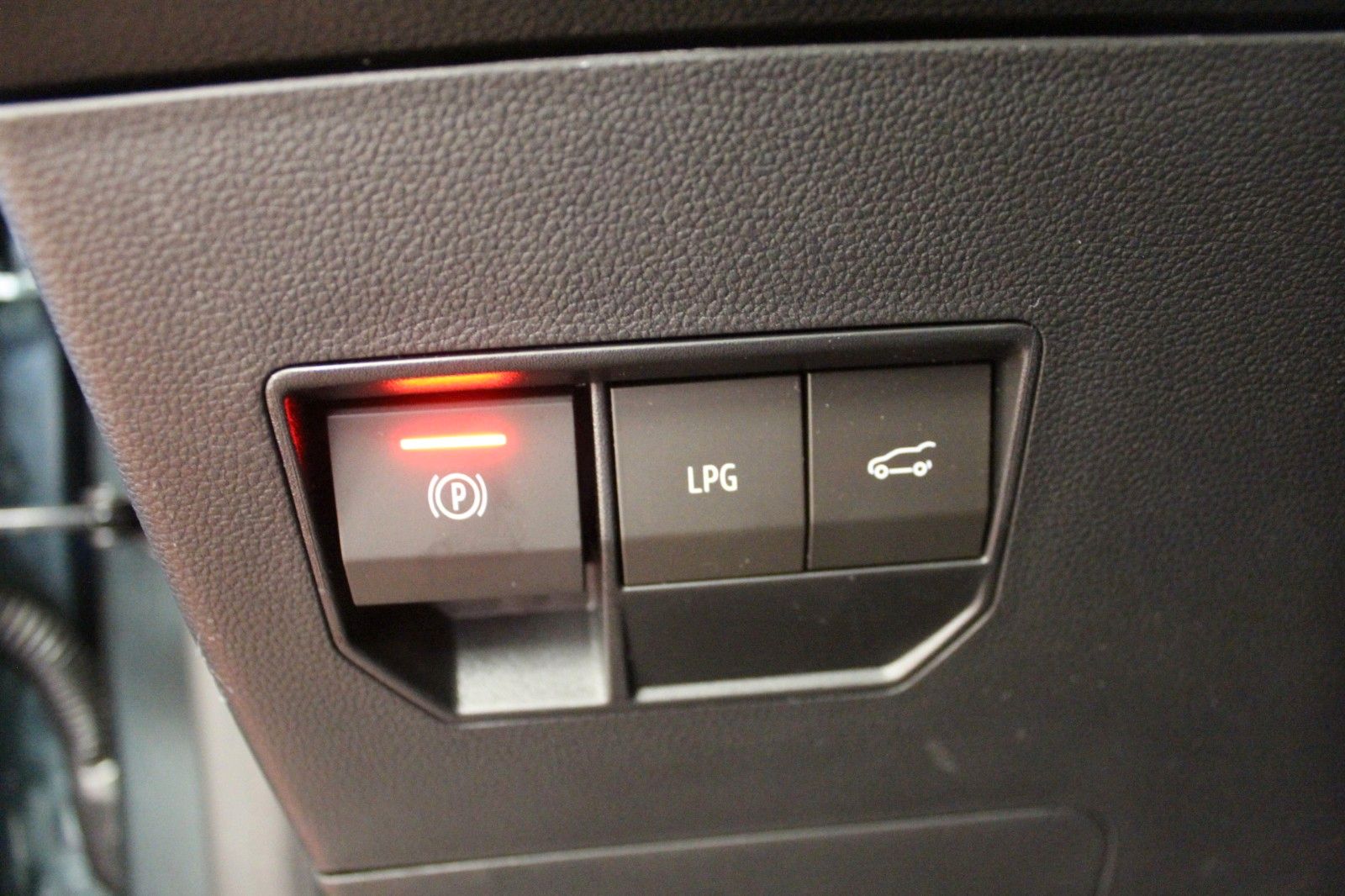 Fahrzeugabbildung Dacia Bigster mild hybrid-G 140 Extreme +Benzin/LPG