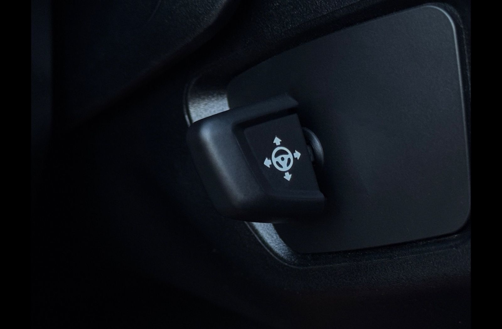 Fahrzeugabbildung BMW M550i xDr H&K 360° HUD Laser ACC SHD StdHz Nappa