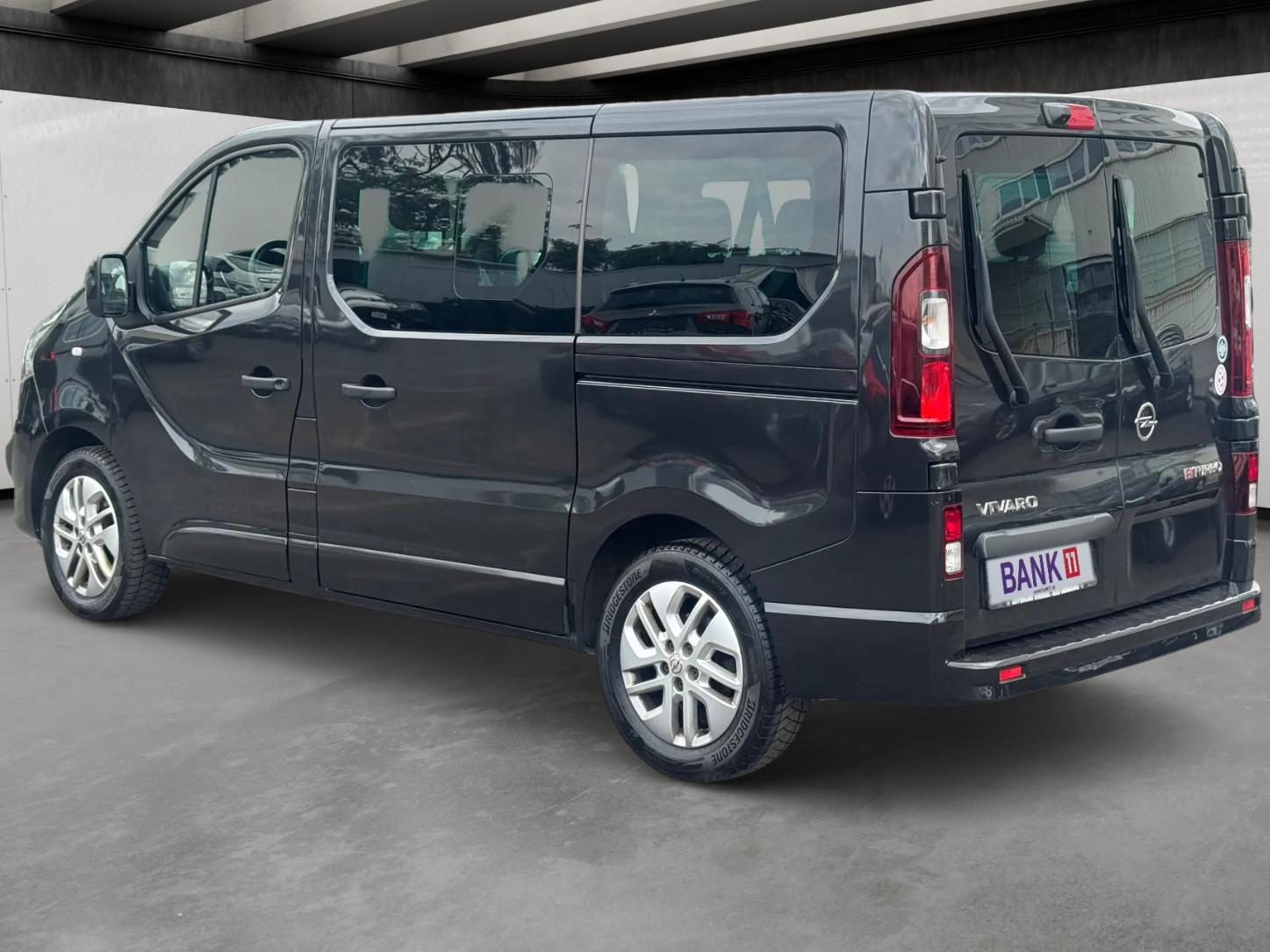 Opel VIVARO 8 SITZE TEMPOMAT KLIMA 6 GANG #258