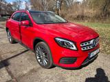 Mercedes-Benz GLA 220 d 4MATIC  , amg - rote Mercedes-Benz GLA 220