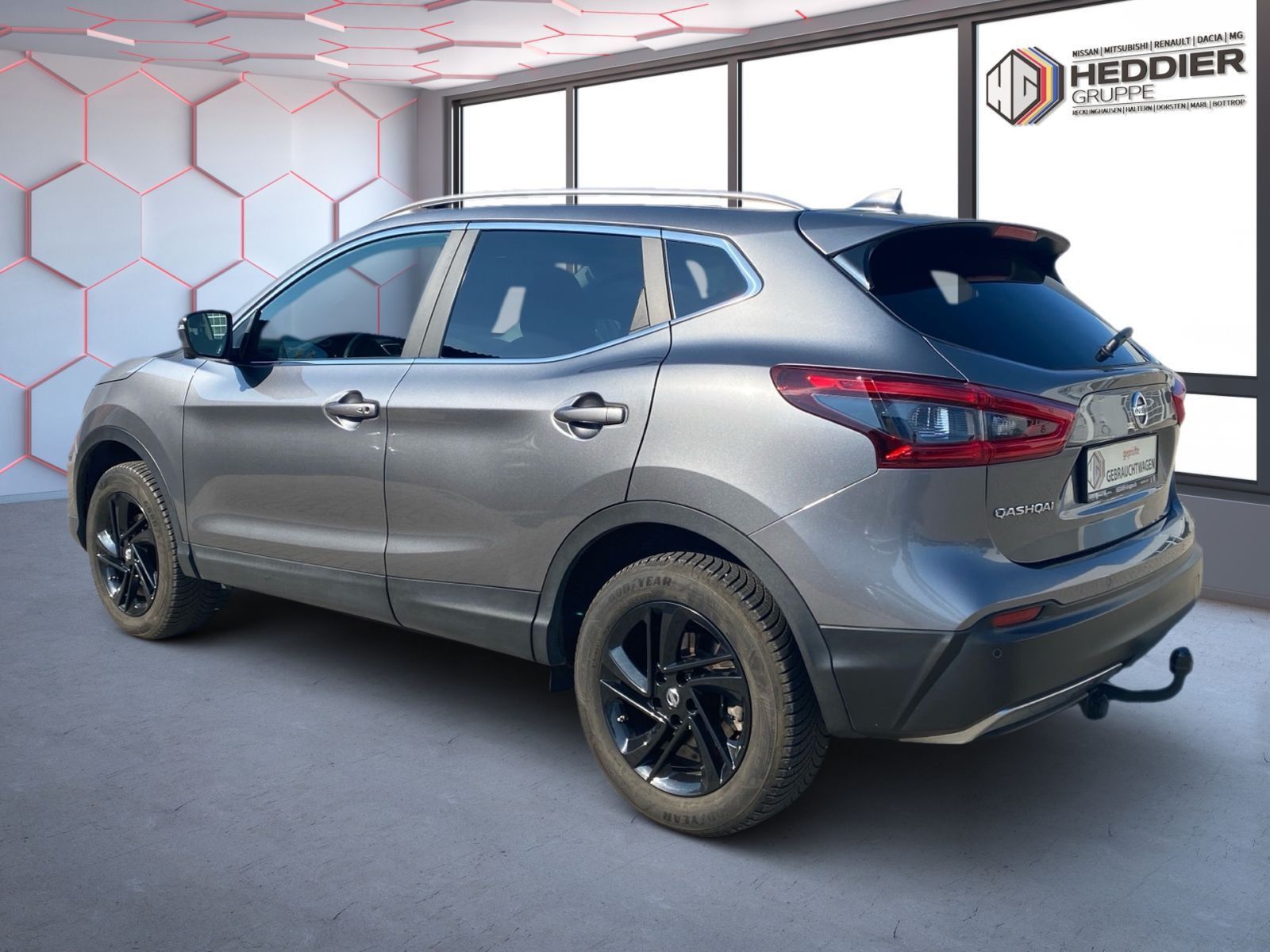 Fahrzeugabbildung Nissan Qashqai 1.3 DIG-T N-Connecta Automatik TCE 160