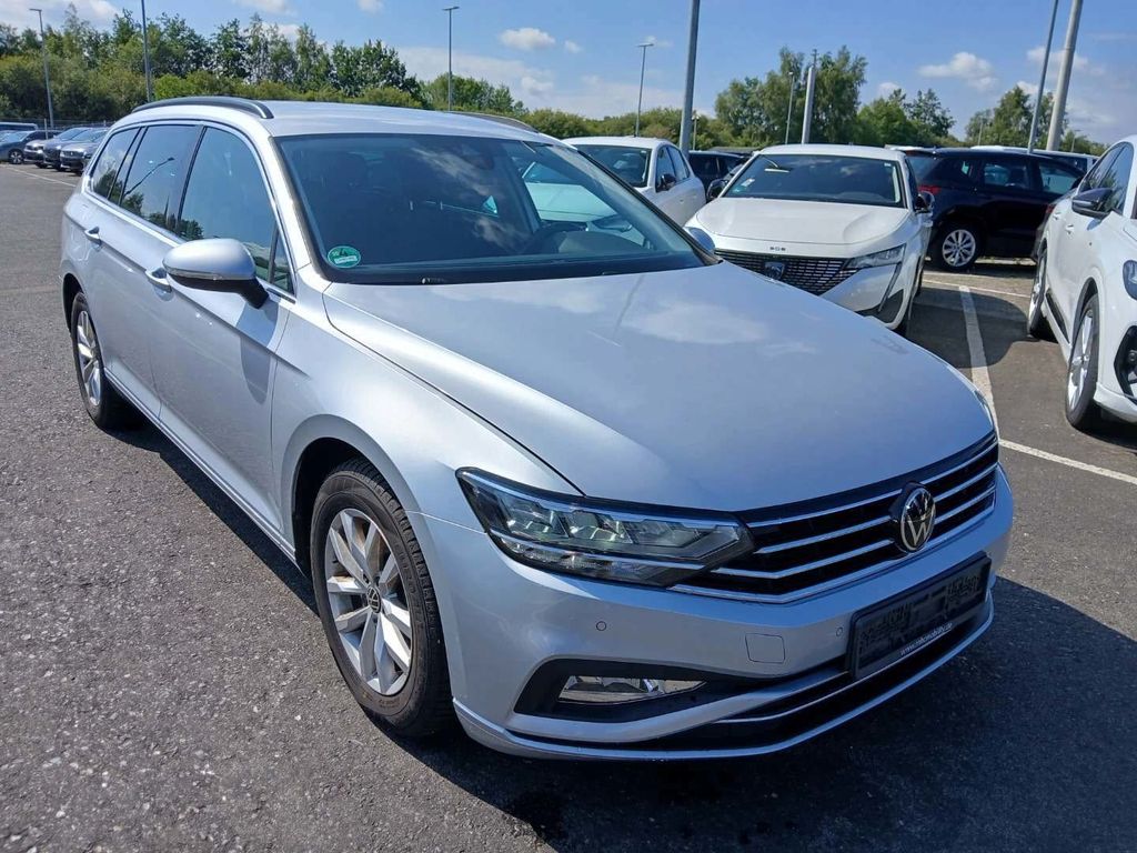 Image of Volkswagen Passat Variant