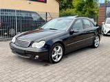 Mercedes-Benz C 320 Limo Automatik Sportpaket Comand XENON TÜV - schwarze Mercedes-Benz C 320