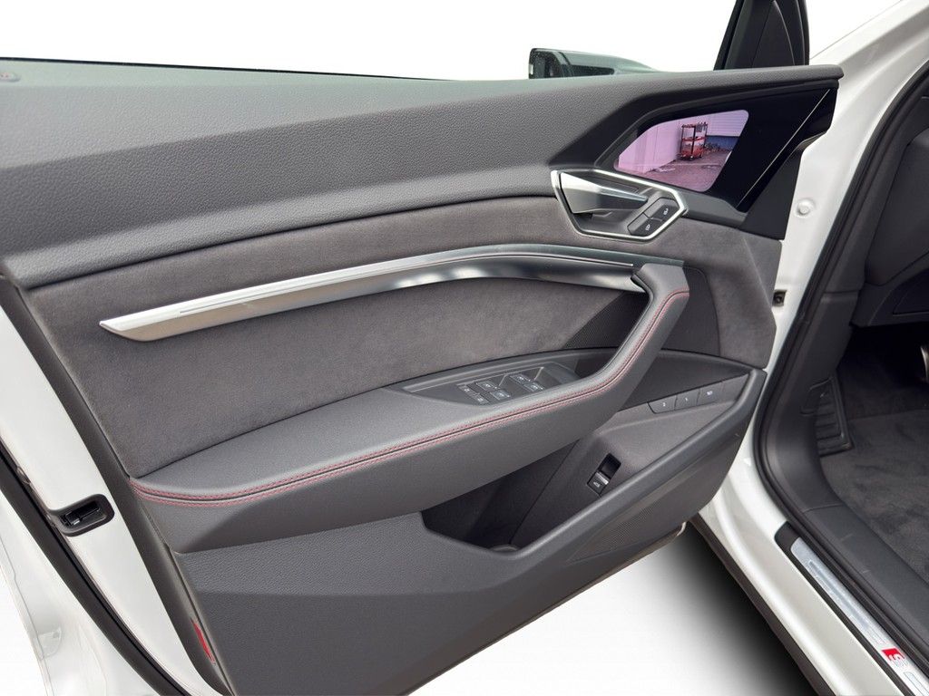 Audi Q8 e-tron - Bild 15