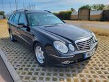 Mercedes-Benz E 220 CDI Avantgarde Comand 2.5 S211 Xenon W211 