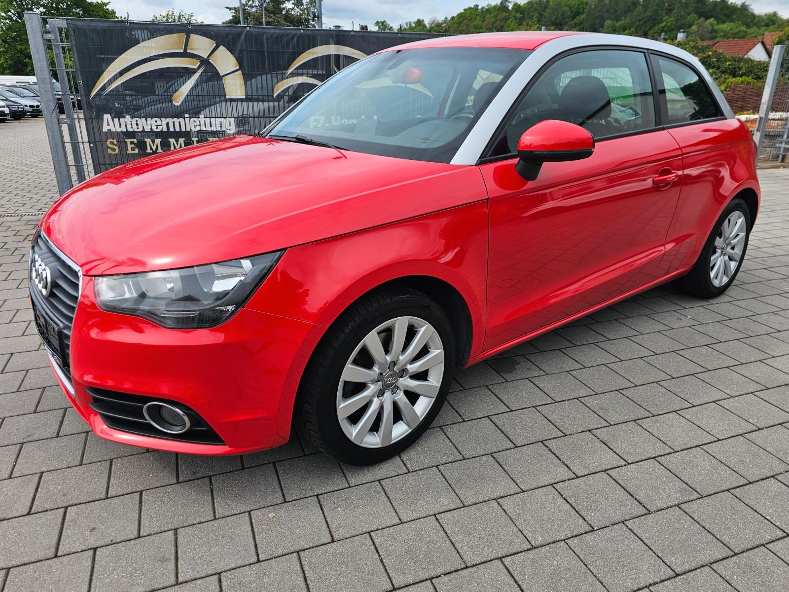 Audi A1 attraction / TÜV 11 / 27 / 8-fach bereift