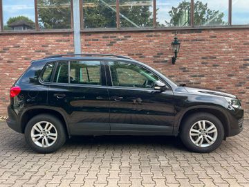 Volkswagen Tiguan - 7