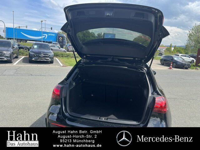 Fahrzeugabbildung Mercedes-Benz A 200 AMG/NIGHT/LED/KAM./DISTRO./AMBI/19ZOLL