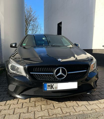 MERCEDES-BENZ CLA 200 Shooting Brake CLA 200 CDI 4MATIC DC...
