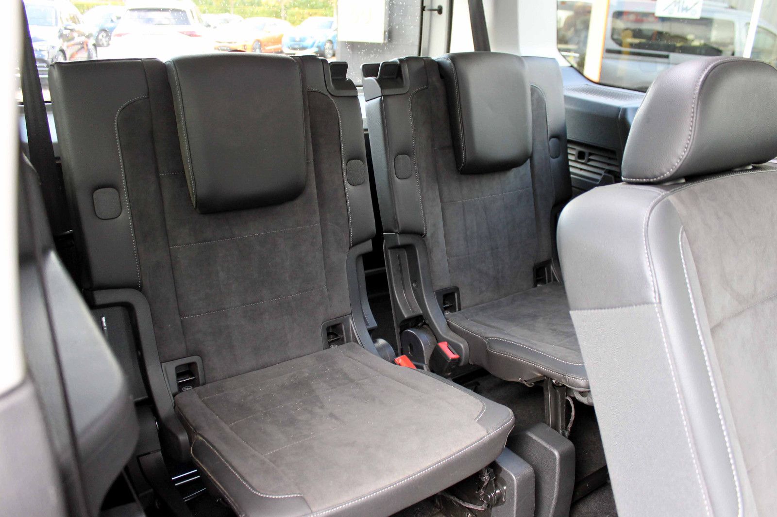 Fahrzeugabbildung Volkswagen Caddy Maxi Style Kombi 7-Stz. DSG ACC KAM AHK