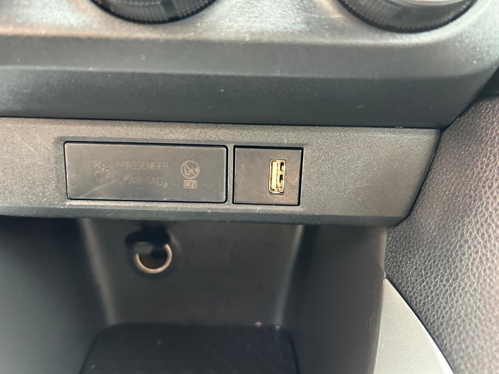 Toyota Yaris Comfort/KLIMA/KAM/APPLE CP/ACC/TÜV NEU/