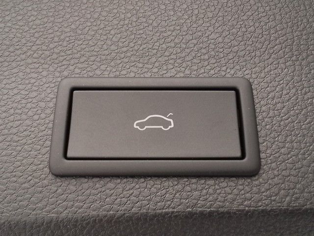 Fahrzeugabbildung CUPRA Ateca TSI DSG LED AHK Navi AID ACC 360° SH LM