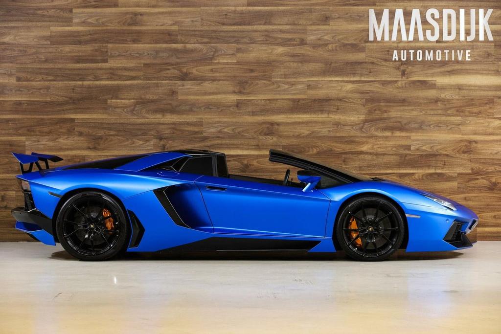 Lamborghini Aventador