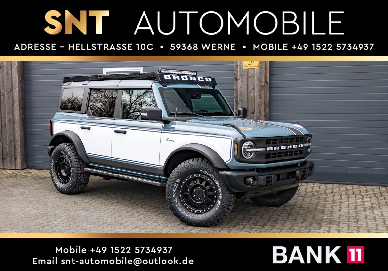 Ford Bronco - 1