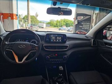 Hyundai TUCSON - 12