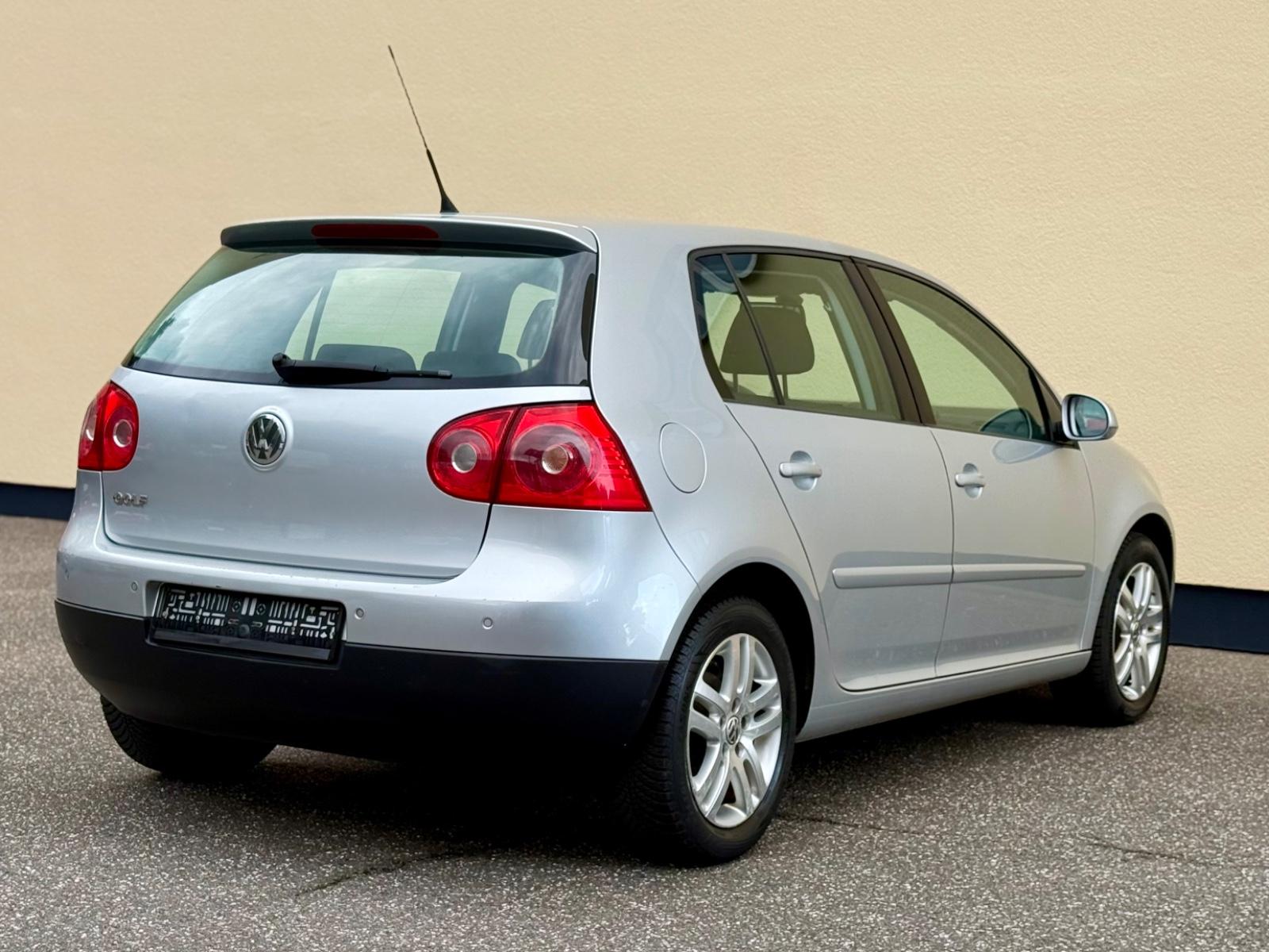 Volkswagen Golf V Lim. Tour 1.4 Zahnriemen TÜV SHZ PDC Alu