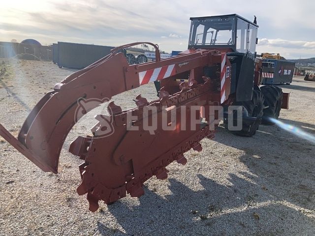 Autres Ditch Witch R100 Grabenfräse