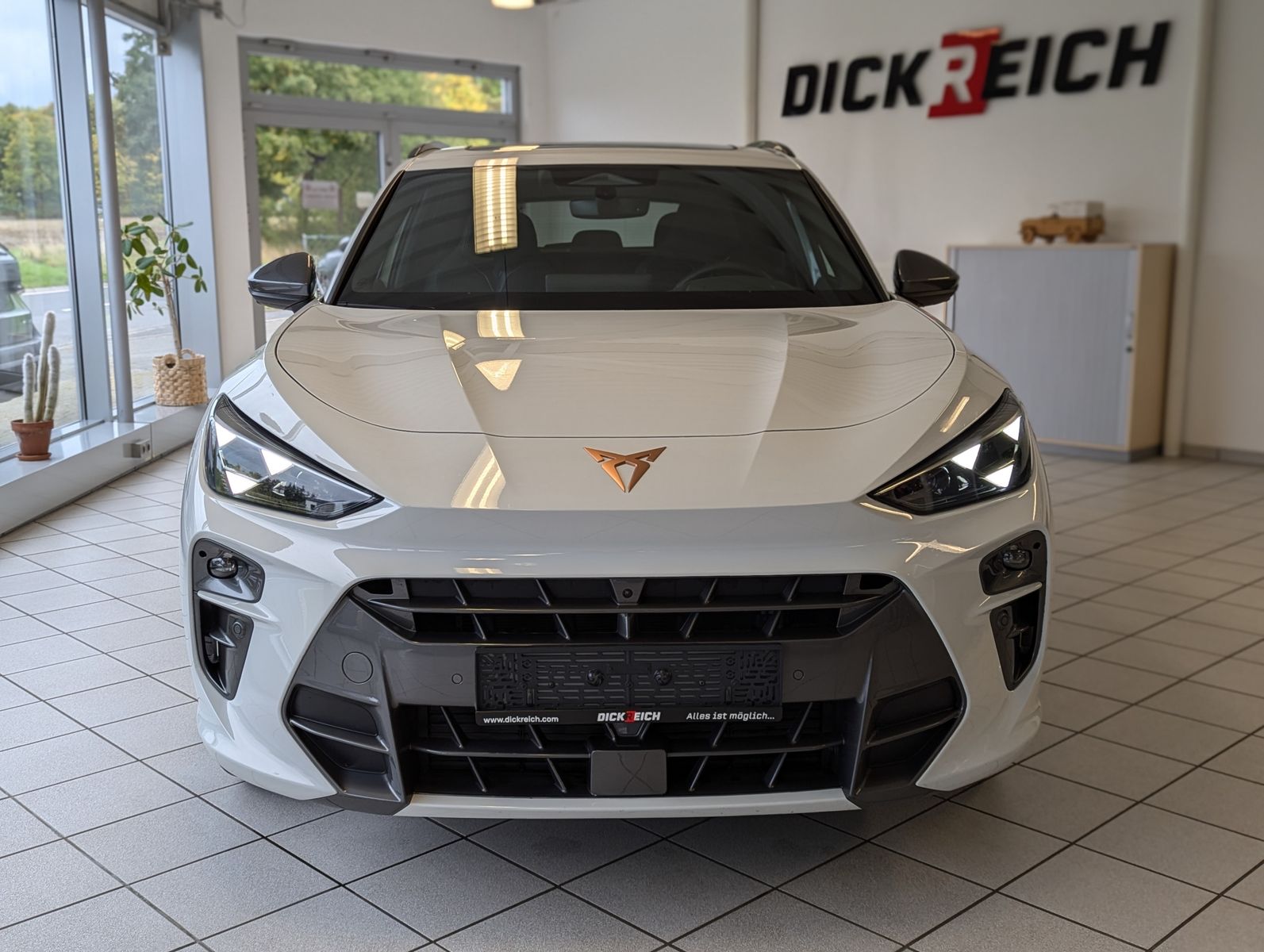 CUPRA Terramar 1.5eTSI HUD DCC Matrix Pano Sennh. 20" - Image 2