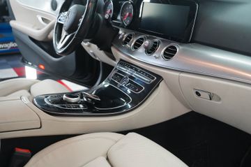 Mercedes E 200 - 10