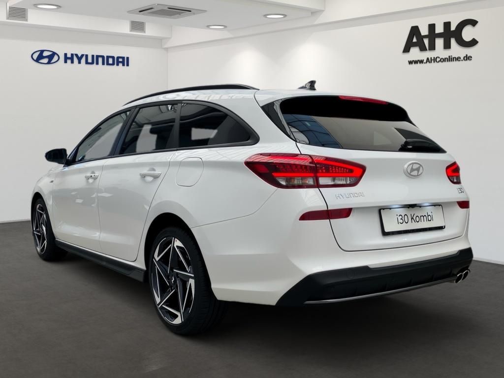 Fahrzeugabbildung Hyundai i30 Kombi 1.5 T-GDI 7-DCT N-Line Pano 2xKlima