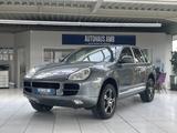 Porsche Cayenne 3.2 Aut. Leder Navi Sitzh. Xenon Bose - Porsche Cayenne in Braunschweig