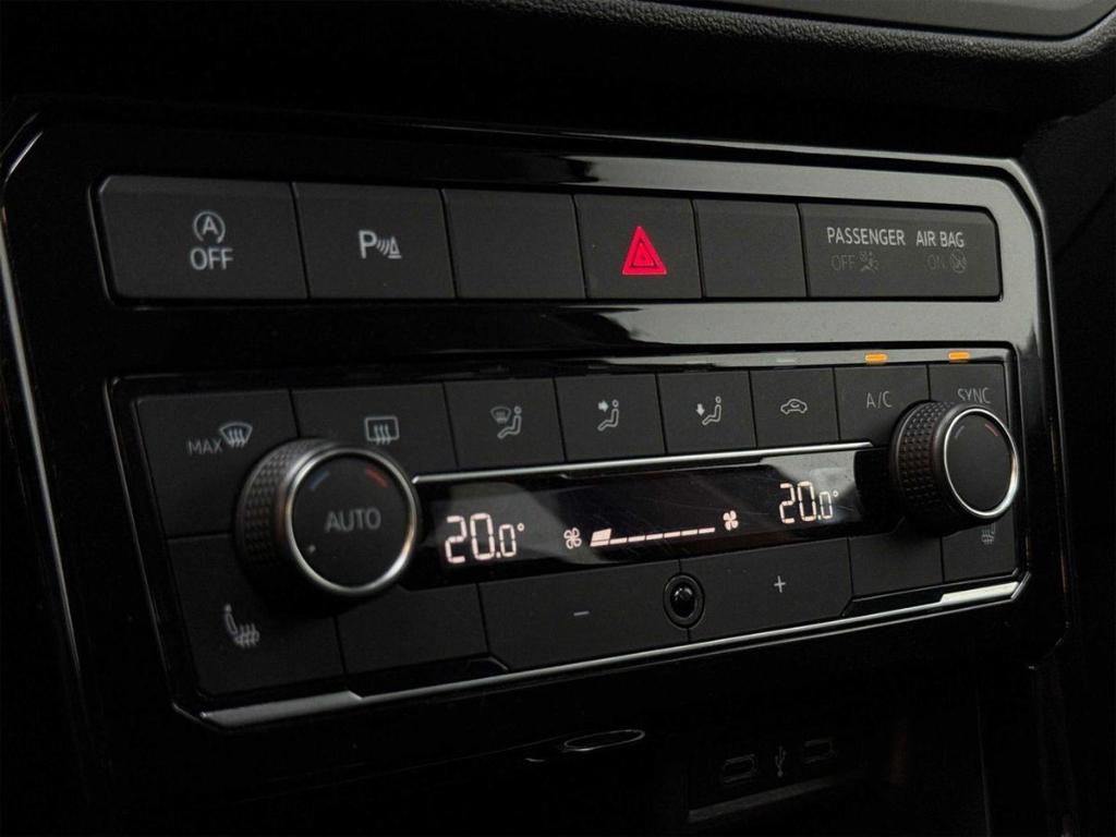 Volkswagen T-Cross United 1.5 Autom. ACC CarPlay Scheckheft, миниатюра 26