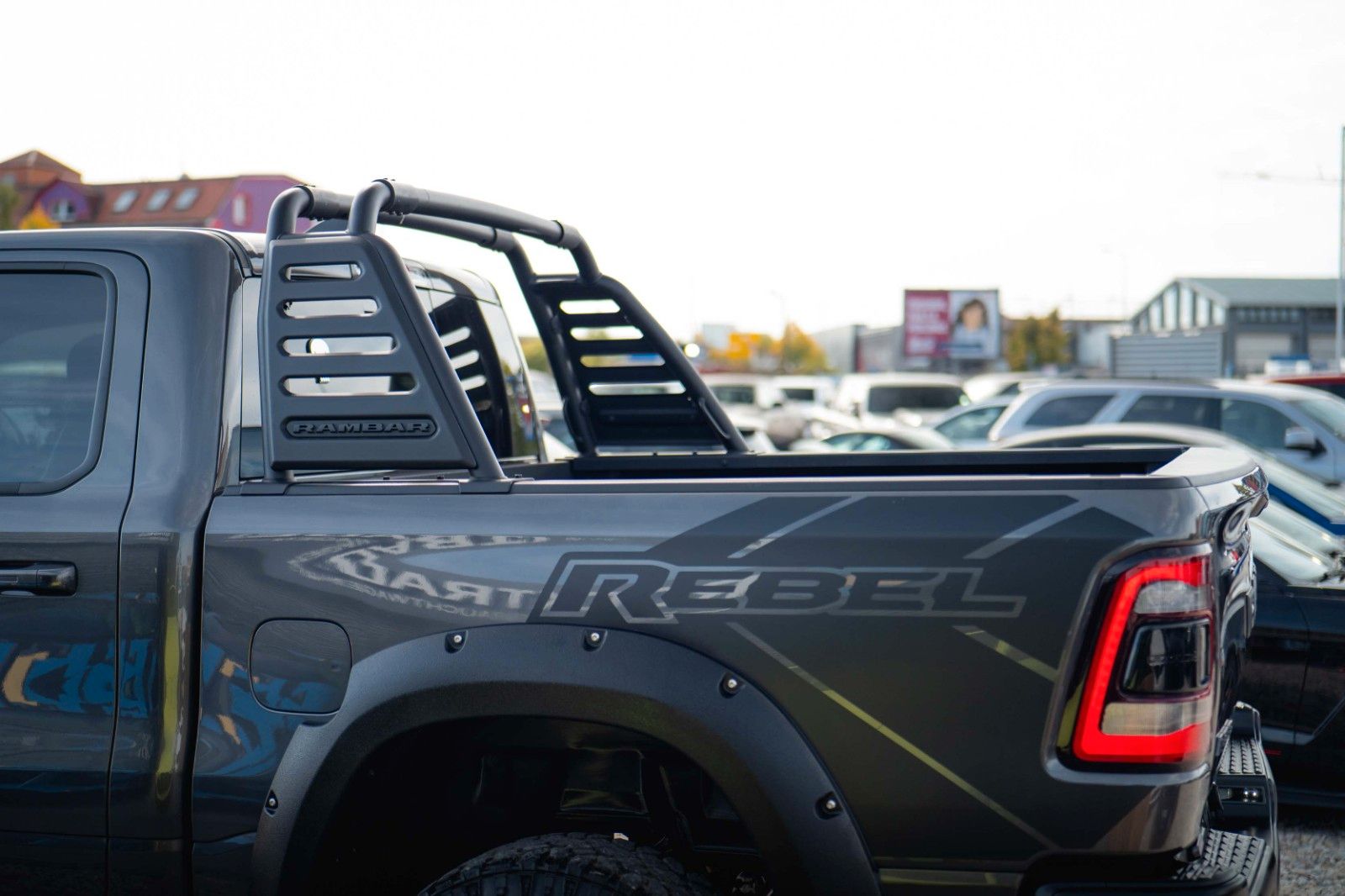 Fahrzeugabbildung Dodge RAM 3.0 V6 EcoDiesel 4x4 REBEL OFFROAD AXLE LOCK