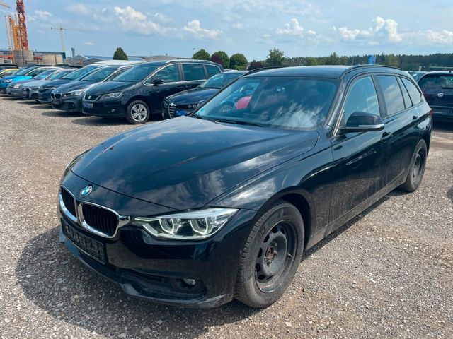 BMW 320 d xDrive Touring Advantage
