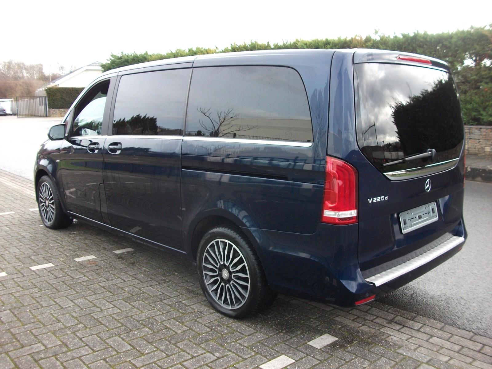 Mercedes-Benz V 220  7 PLATS AVAVTGARDE..