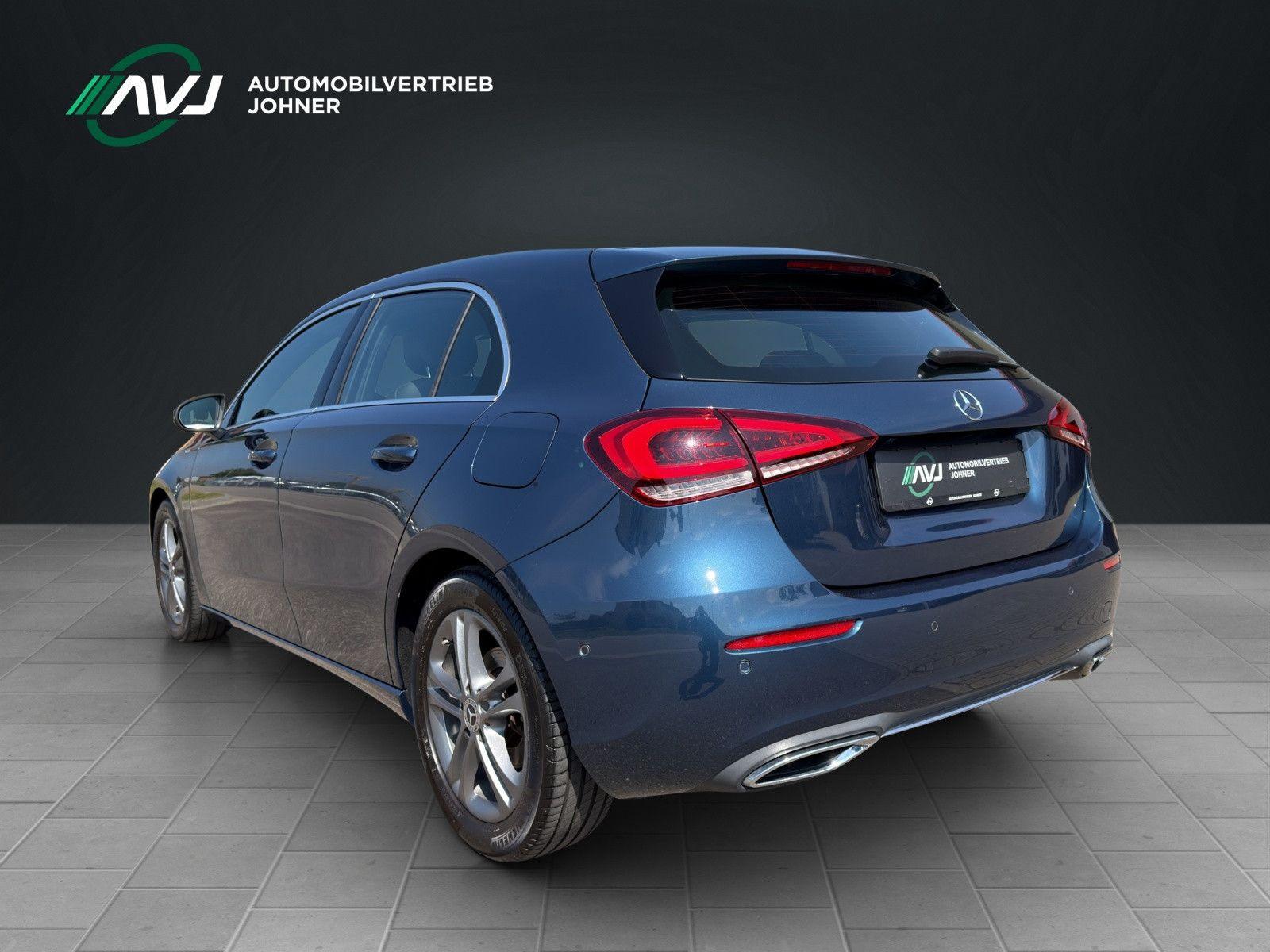Mercedes-Benz A-Class Progressive MBUX LED, миниатюра 3