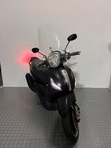 Piaggio Beverly 300 i.e. POLICE - Angebote