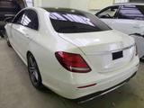 Mercedes-Benz E450Lim.4Matic/STANDHEIZ/PANO/AHK/LUFT/BURMESTER - gebrauchte Mercedes-Benz E 450 aus dem Jahr 2019