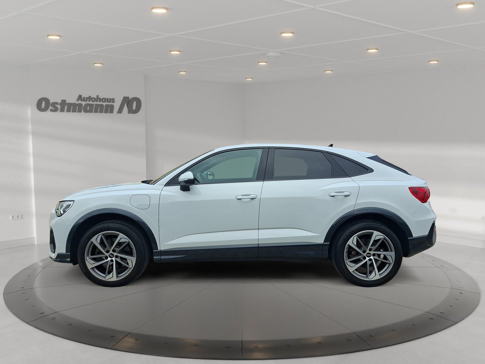 Audi Q3 Sportback 45 TFSI e AHK S-Line RFK CarPlay foto 3