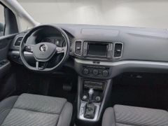 VW Sharan BMT Start-Stopp 1.4 Comfortline DSG Pano 