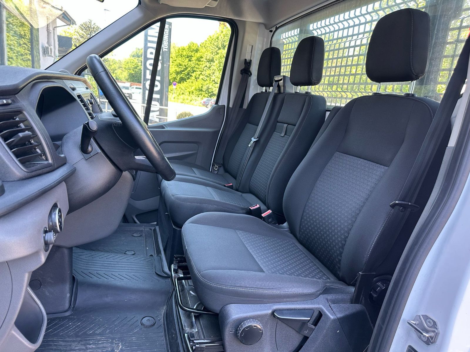 Fahrzeugabbildung Ford Transit 350 L2 PRITSCHE SPRIEGEL PLANE*AHK*KLIMA