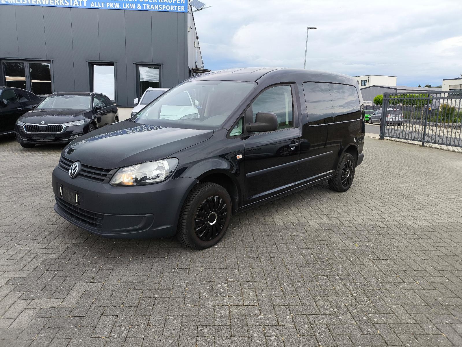 Volkswagen Caddy Maxi,5 SITZER,KLIMA,MAXI,ALLWETTER REIFEN