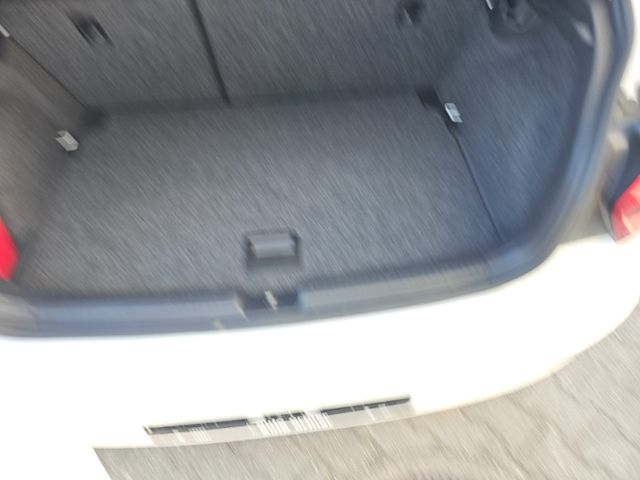 Fahrzeugabbildung Volkswagen Polo 1,5 l TSI HIGHLINE DSG LED NAVI ACC KAMERA