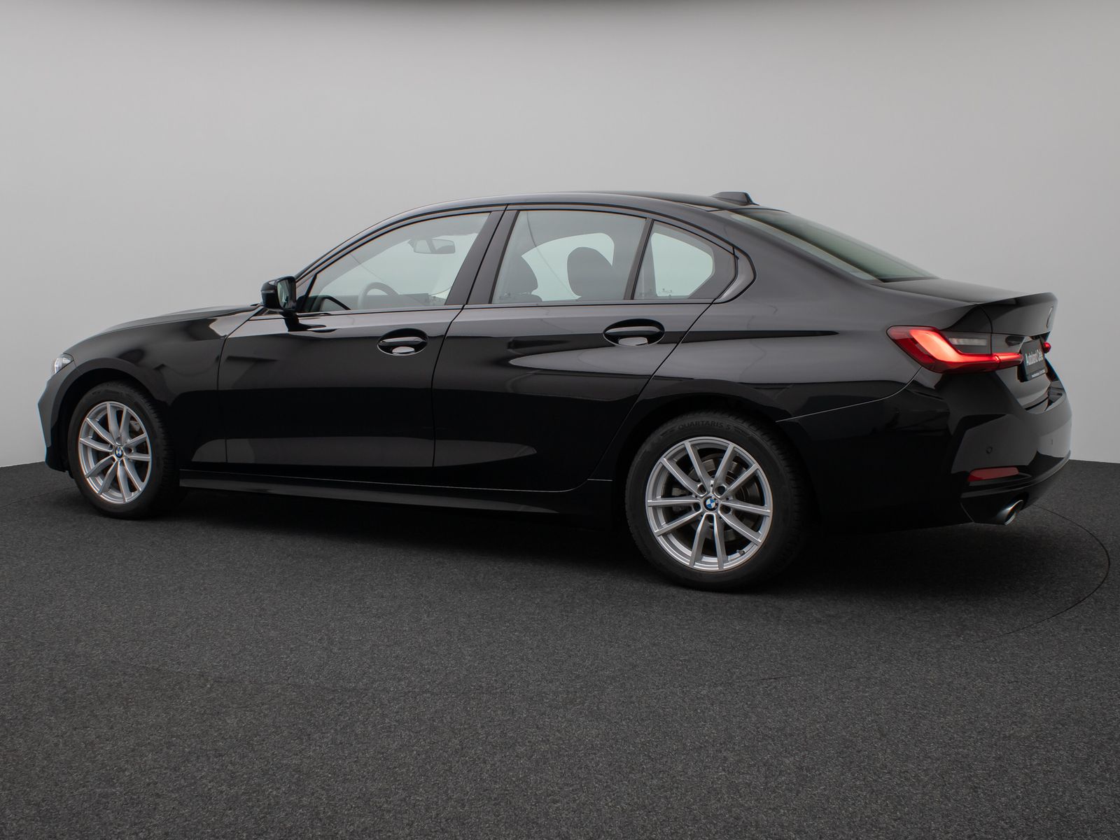 Fahrzeugabbildung BMW 318i GeschwindigReg DAB PDC Cockpit+ Widscreen