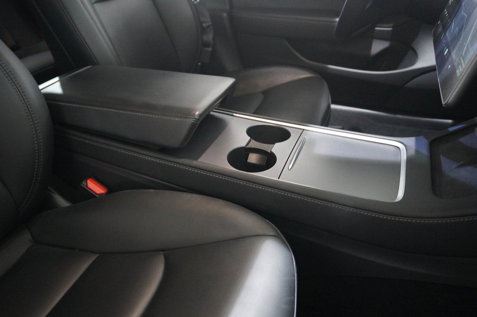 Fahrzeugabbildung Tesla Model 3 PERFORMANCE DUAL-MOTOR NAVI/LED/KAMERA