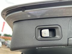 Fahrzeugabbildung Mercedes-Benz C 220d T AMG LINE LED AHK 1.HAND S-HEFT