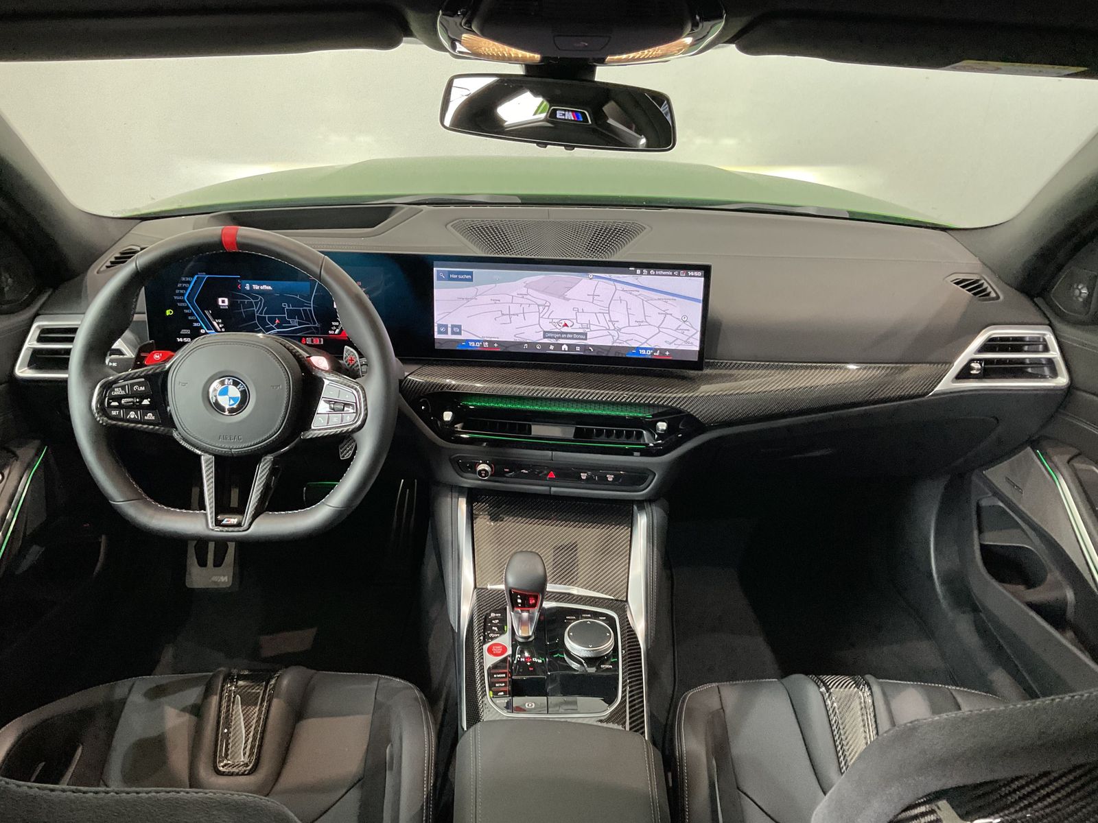 Fahrzeugabbildung BMW M3 Competition | M Carbon-Keramik-Bremse | Schal