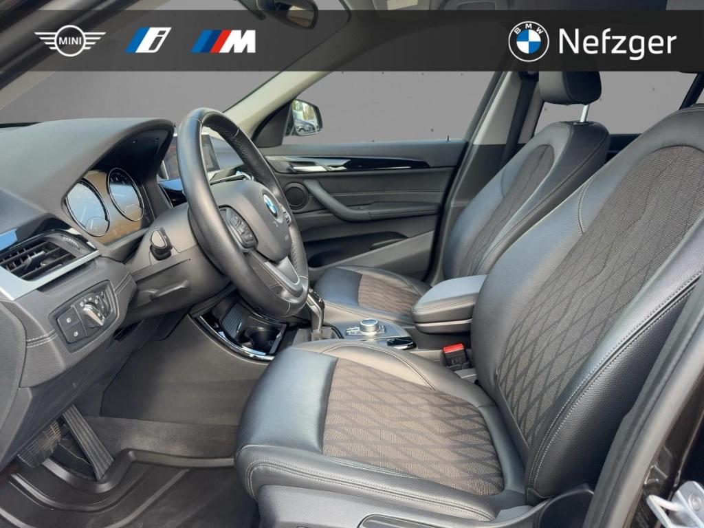 BMW X1 sDrive18i X-Line Parkassistent LED-Scheinwerf, миниатюра 7