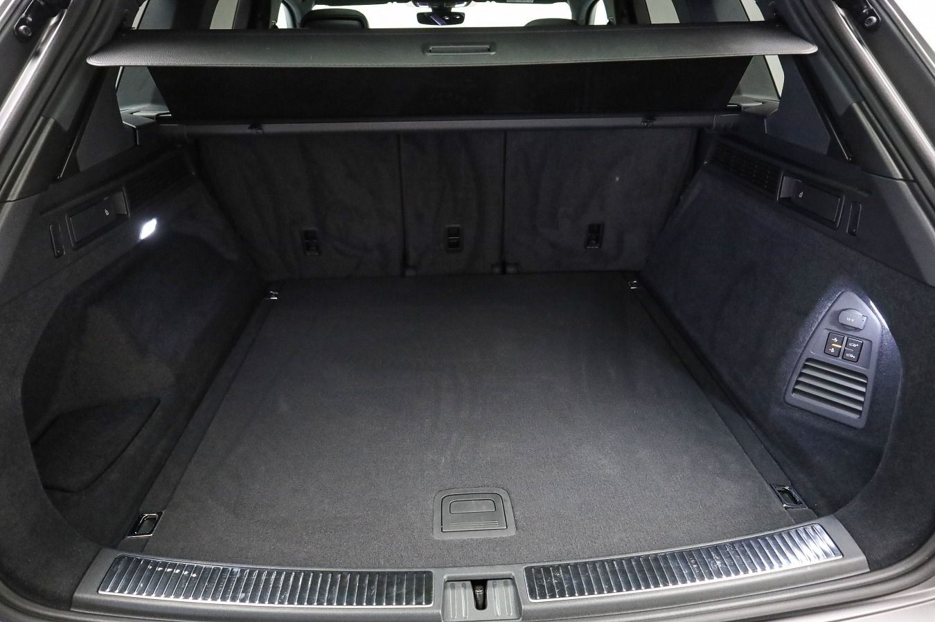 Volkswagen Touareg - Bild 14
