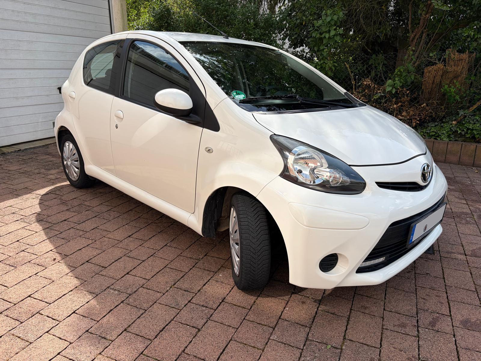 Toyota Aygo (X)