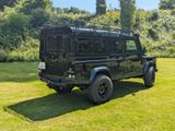 Land Rover Defender 110 TD4 Station Wagon SE  - Land Rover Defender aus 2014