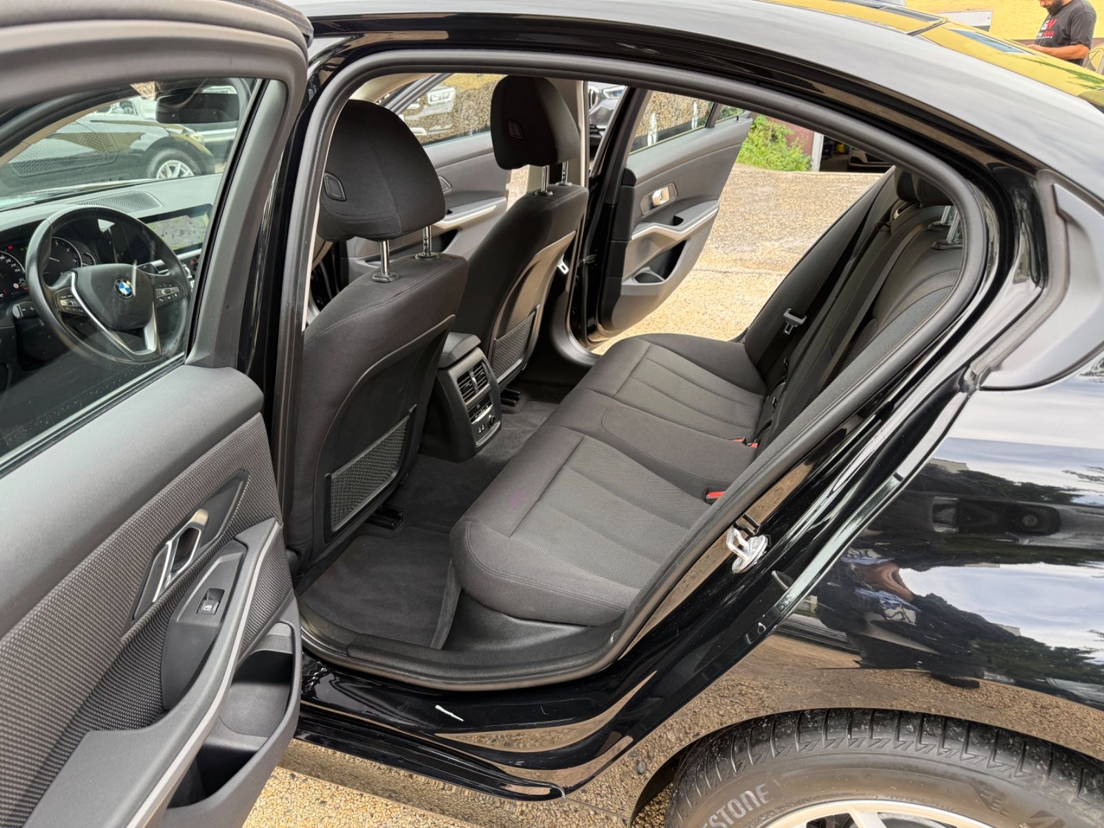 BMW 320d Lim Advantage Navi LED 1.Hand Sitzheizung foto 14