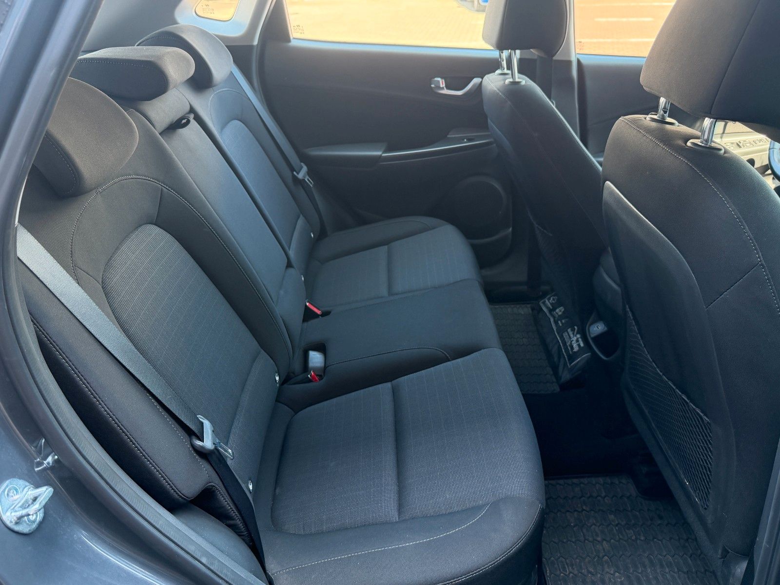 Fahrzeugabbildung Hyundai Hyundai KONA 1.6 GDi Hybrid Trend *Navi*LED*RFK*